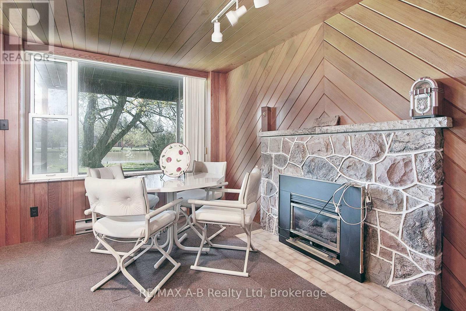 235 William Street, Stratford, Ontario  N5A 4Y2 - Photo 21 - X12730048