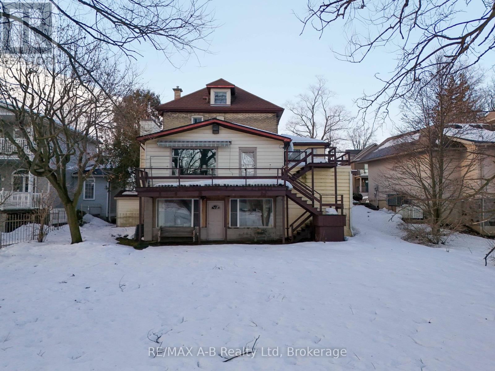 235 William Street, Stratford, Ontario  N5A 4Y2 - Photo 23 - X12730048