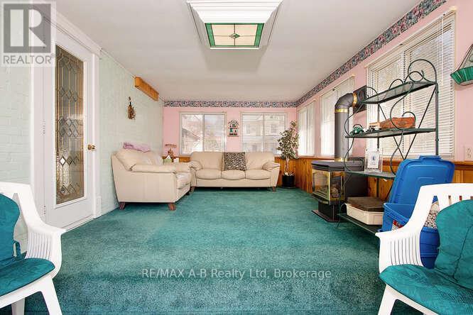 235 William Street, Stratford, Ontario  N5A 4Y2 - Photo 8 - X12730048