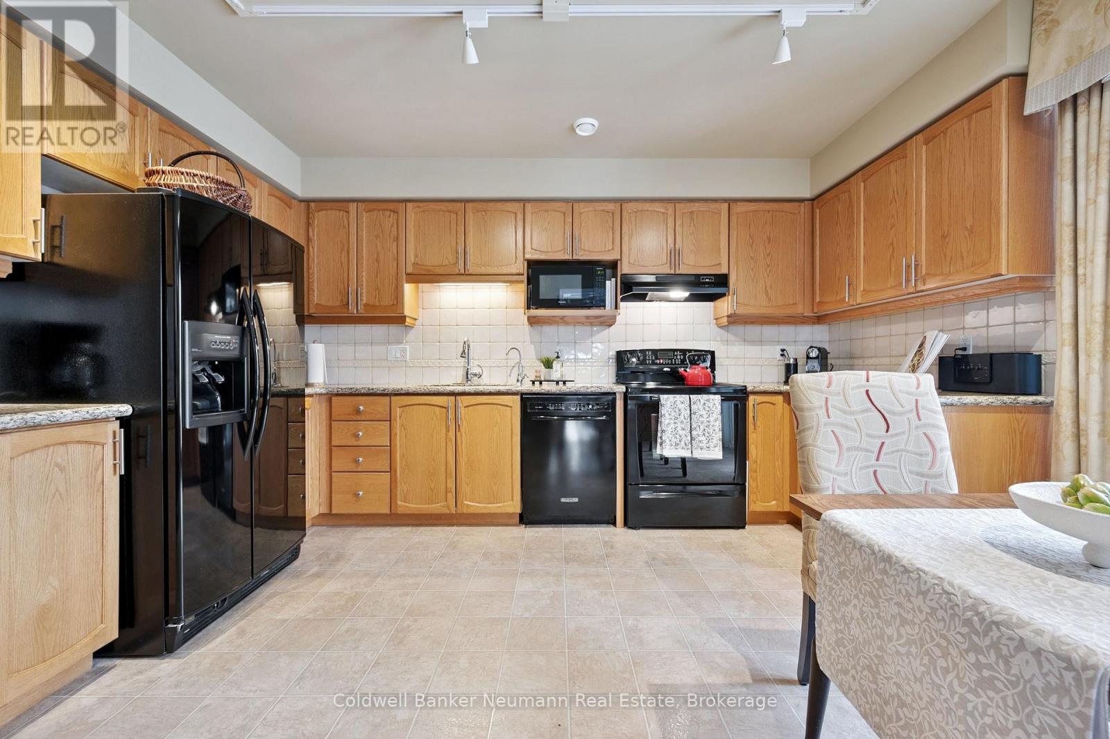 202 - 65 Bayberry Drive, Guelph, Ontario  N1G 5K8 - Photo 14 - X12730074