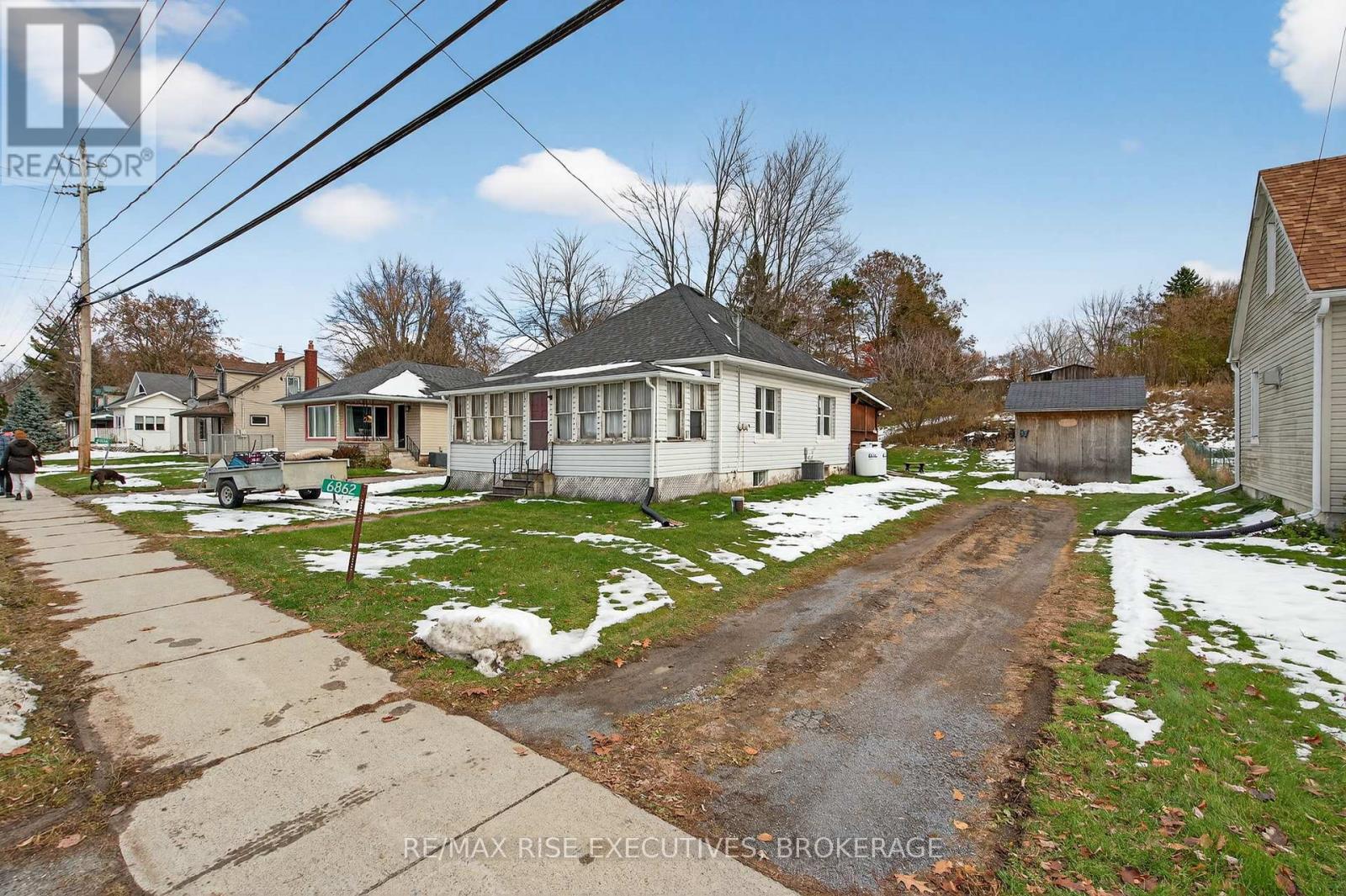 6862 Highway 38, Frontenac, Ontario  K0H 0B8 - Photo 21 - X12730114