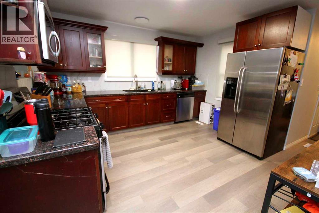 5620 54 Street, Taber, Alberta  T1G 1L5 - Photo 5 - A2271215