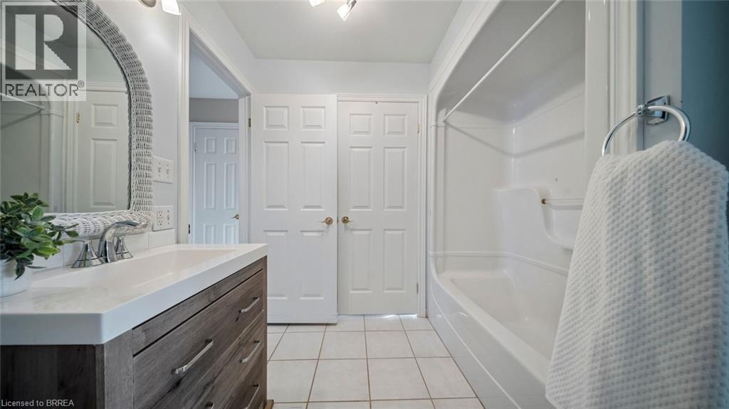 356 Grand River Avenue, Brantford, Ontario  N3T 4Y8 - Photo 18 - 40795618