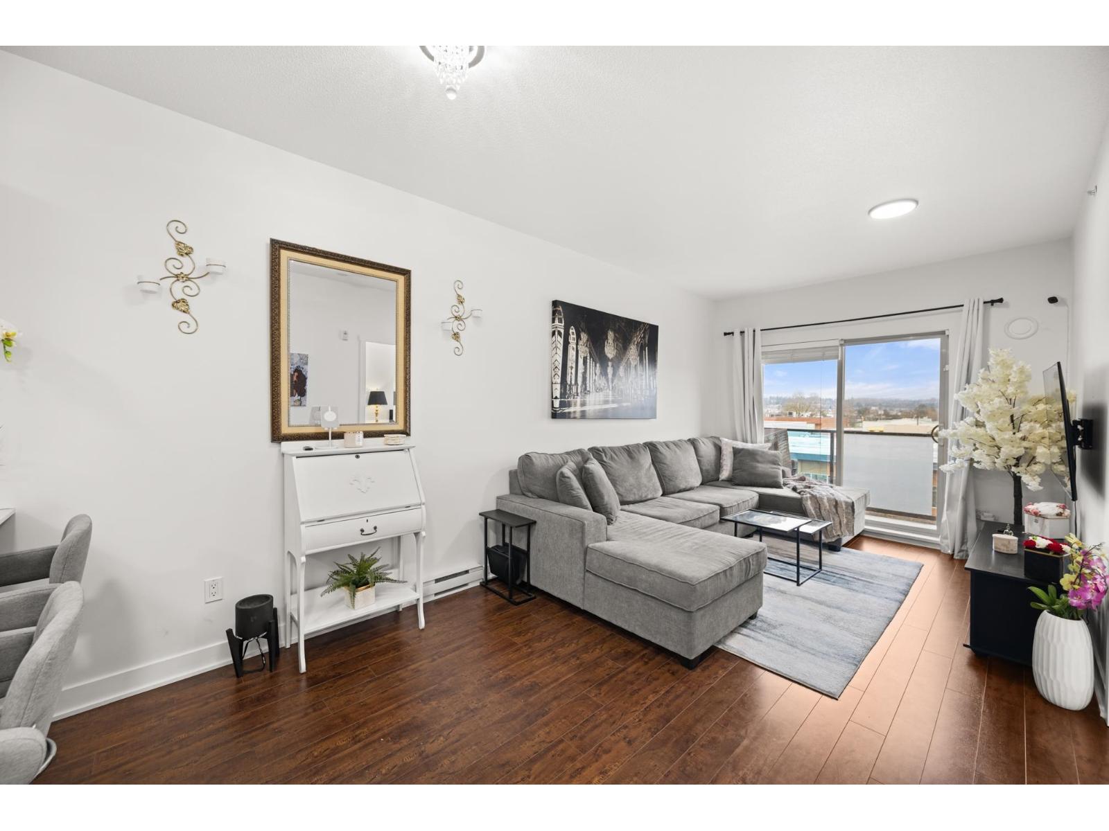 403 20460 Douglas Crescent, Langley, British Columbia  V3A 0C6 - Photo 3 - R3079140