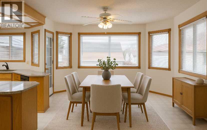 301 Riverview Green, Cochrane, Alberta  T4C 1K5 - Photo 15 - A2267736