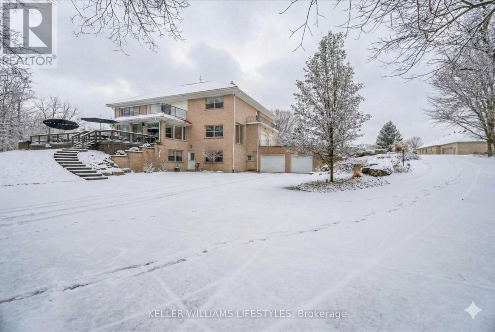 262 PINETREE LANE, Strathroy-Caradoc, Ontario