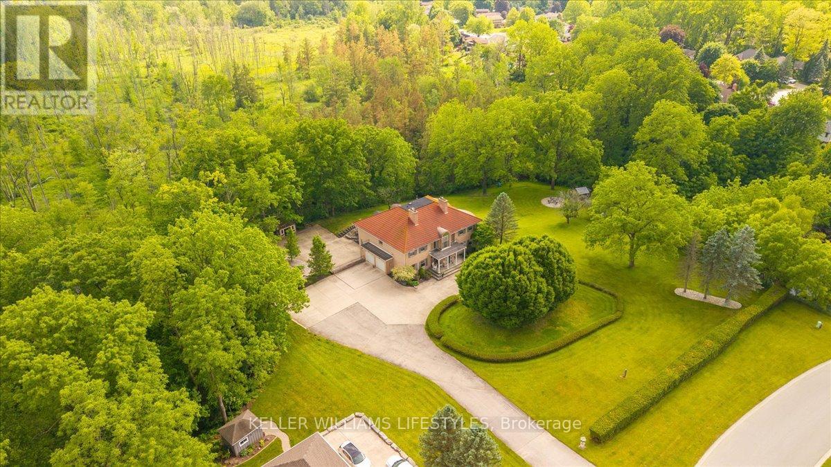 262 Pinetree Lane, Strathroy-Caradoc, Ontario  N7G 4A8 - Photo 2 - X12729988