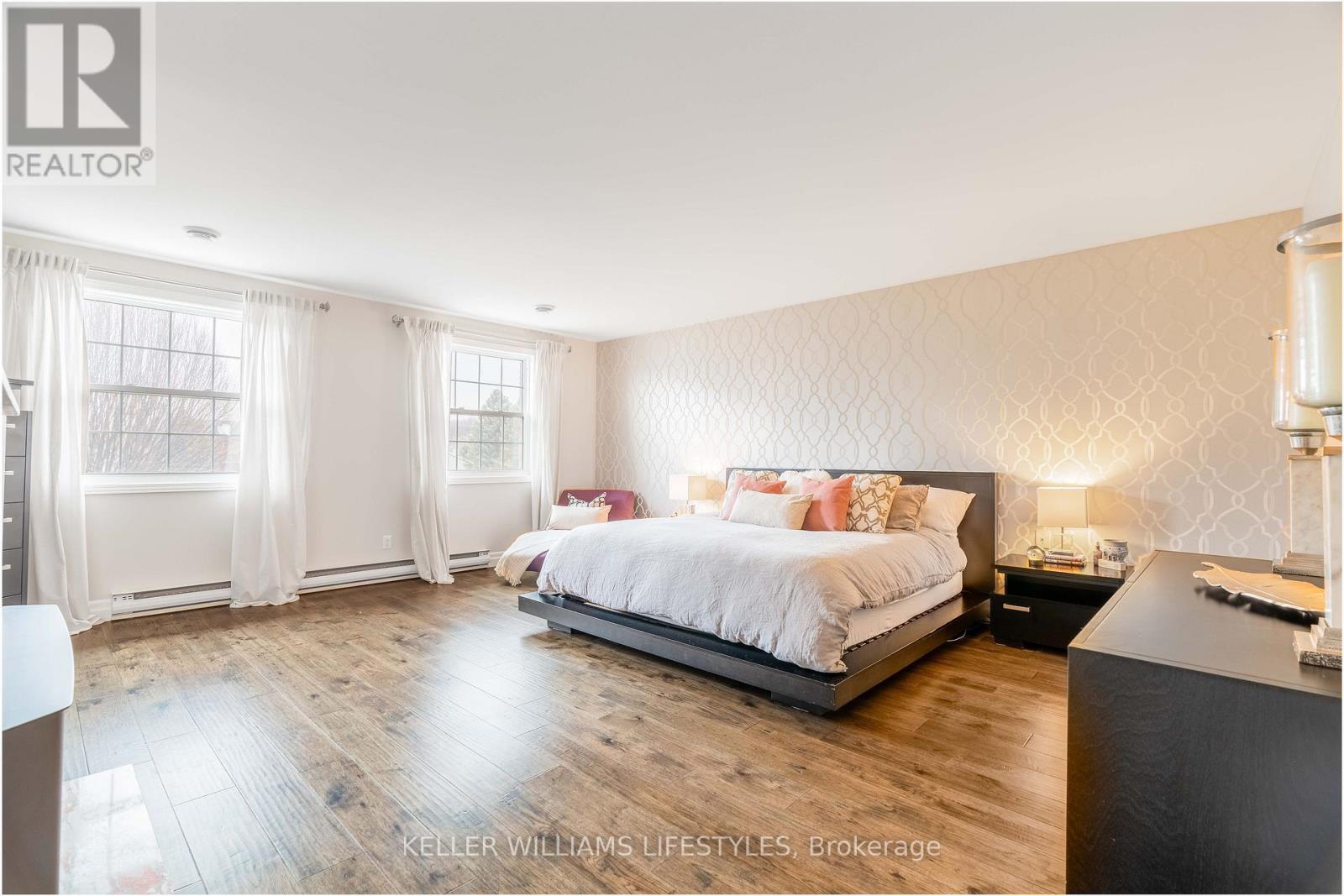 262 Pinetree Lane, Strathroy-Caradoc, Ontario  N7G 4A8 - Photo 26 - X12729988