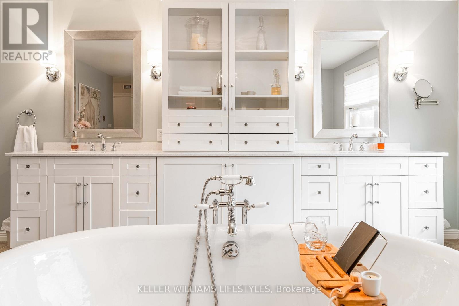 262 Pinetree Lane, Strathroy-Caradoc, Ontario  N7G 4A8 - Photo 31 - X12729988