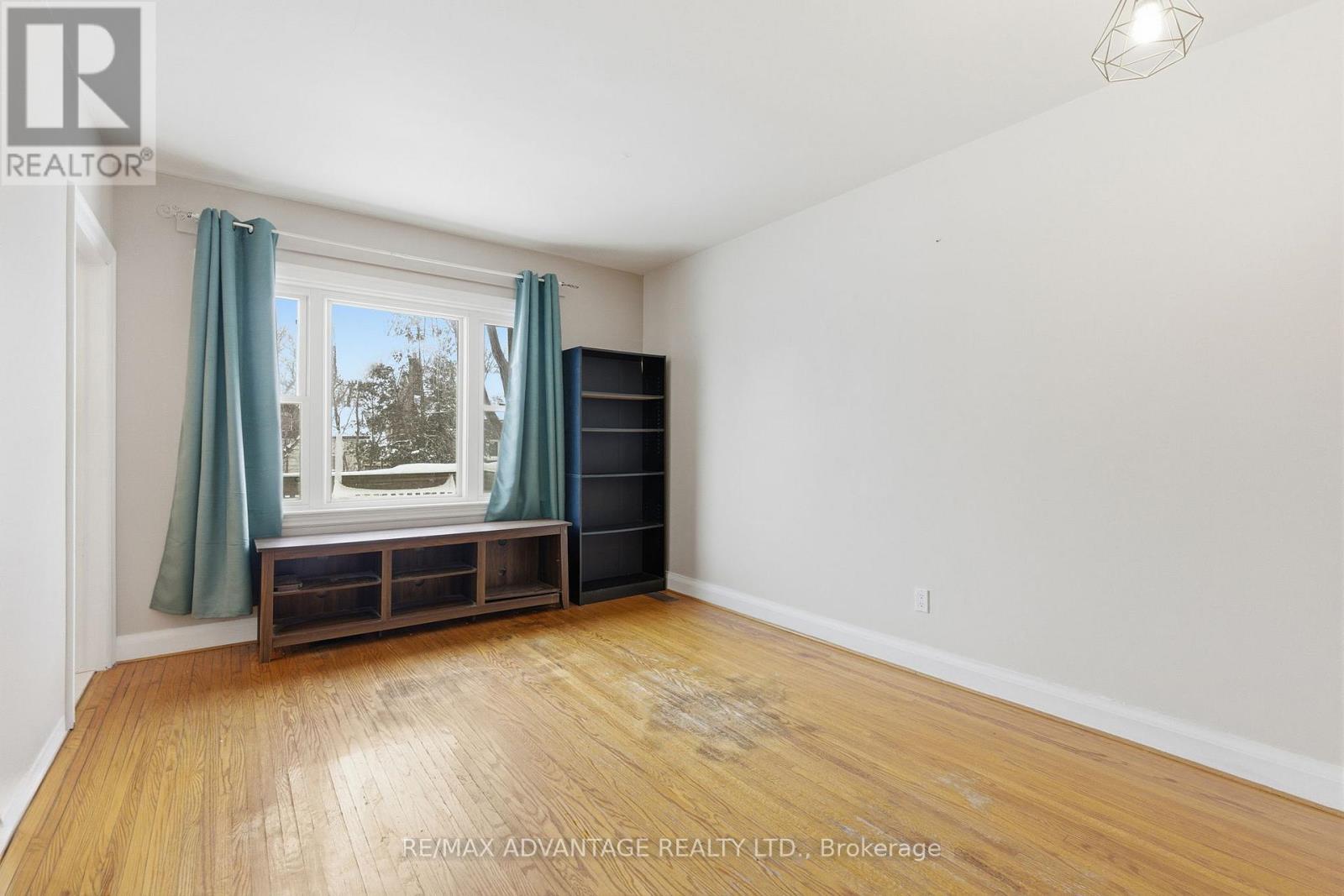 74 Homan Street, London East, Ontario  N5Z 1A8 - Photo 9 - X12730104