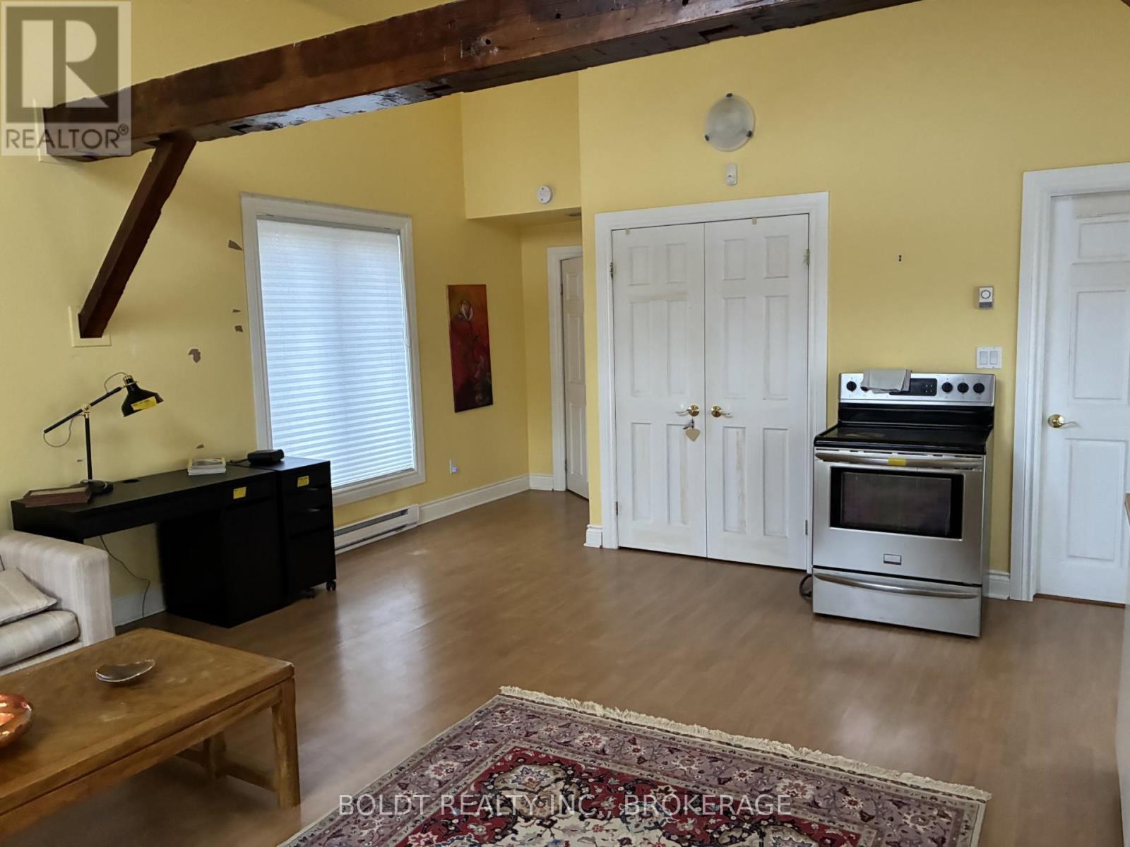 4620 Thirty Road, Lincoln, Ontario L3J 1V9 - Photo 7 - X12730002