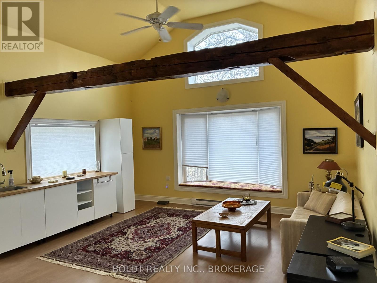 4620 Thirty Road, Lincoln, Ontario L3J 1V9 - Photo 8 - X12730002