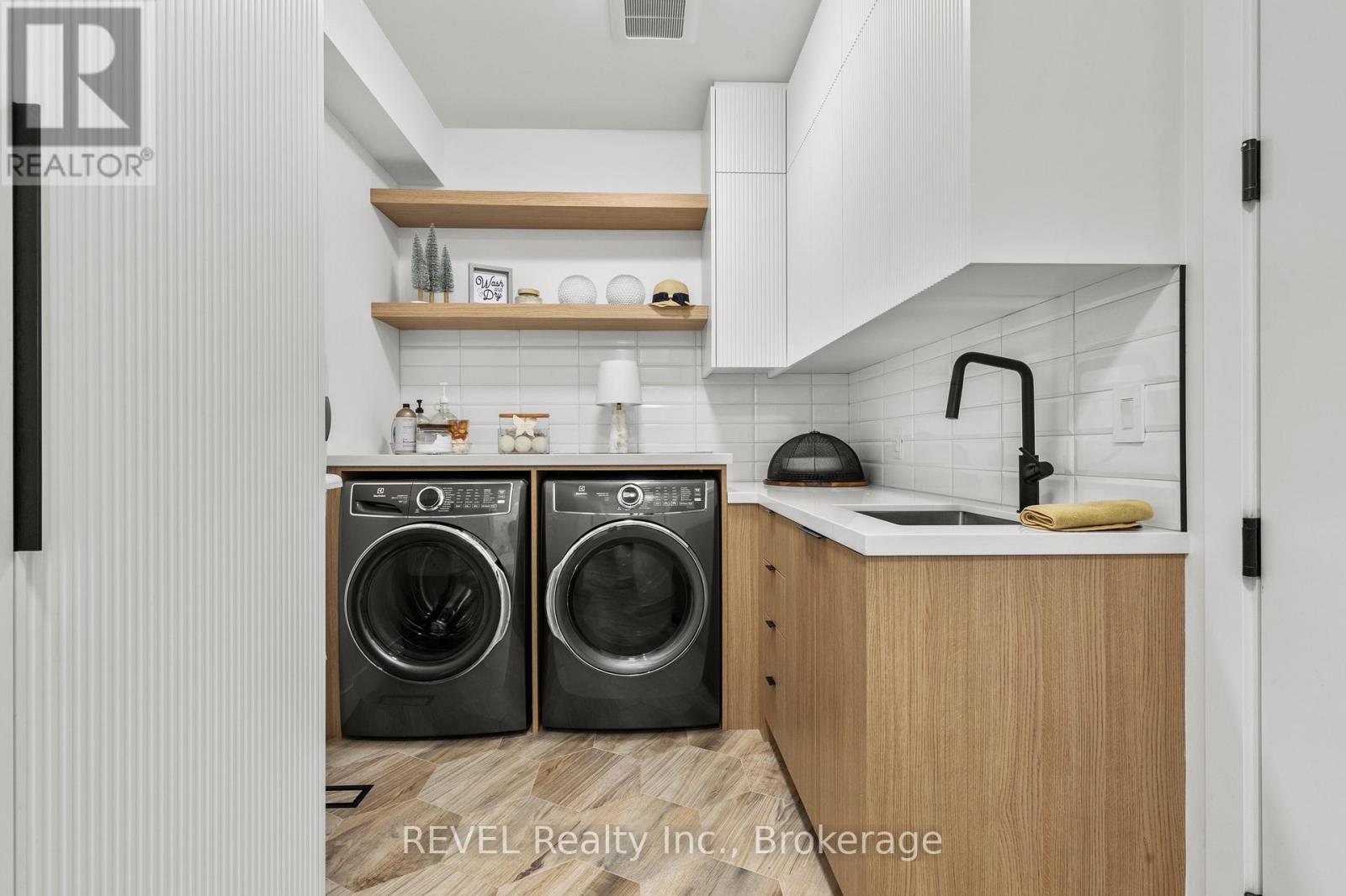 55 Swan Avenue, Pelham (Fonthill), Ontario  L0S 1E6 - Photo 17 - X12730112