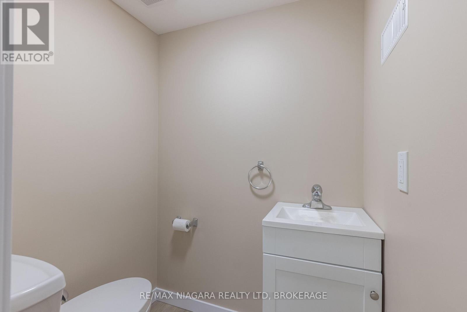 67 Glen Park Road, St. Catharines, Ontario  L2N 3E5 - Photo 22 - X12730134