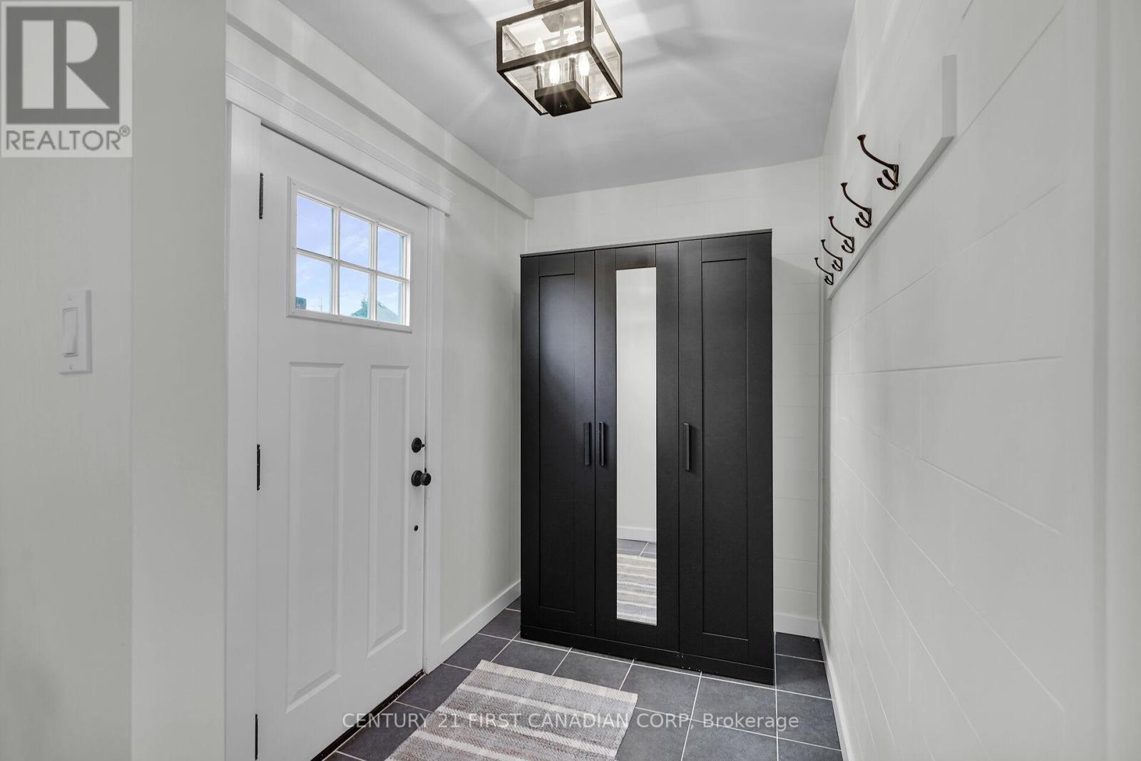 4279 South Routledge Road, London South, Ontario  N6P 1A3 - Photo 6 - X12729786