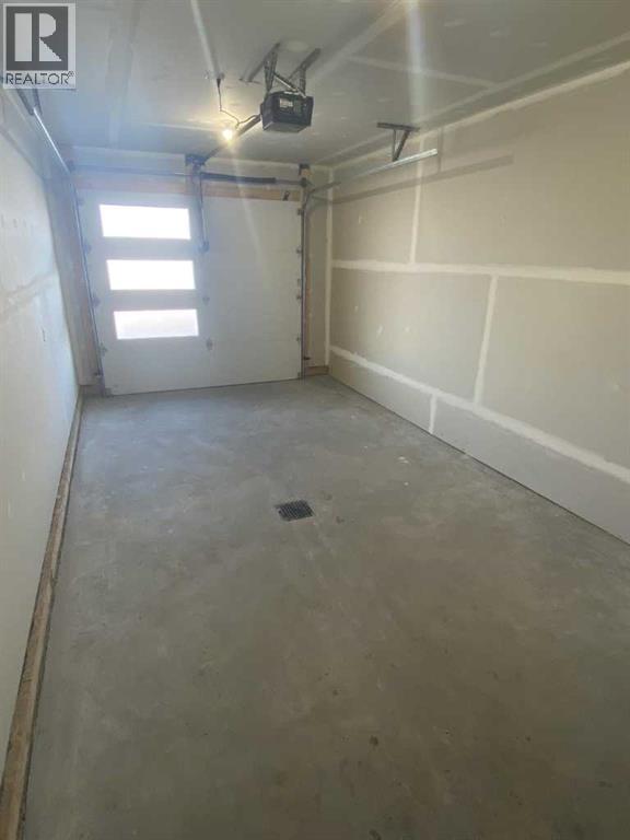 B, 10669 133 Avenue, Grande Prairie, Alberta  T8X 0W5 - Photo 13 - A2281752