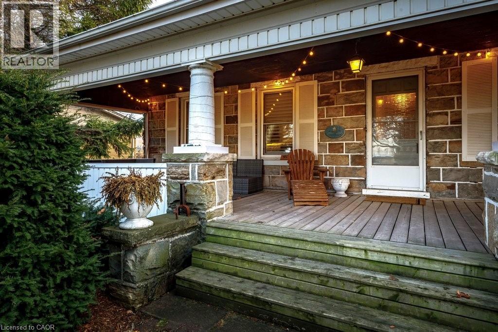 982 Highway 8, Stoney Creek, Ontario  L8E 5H9 - Photo 3 - 40798624