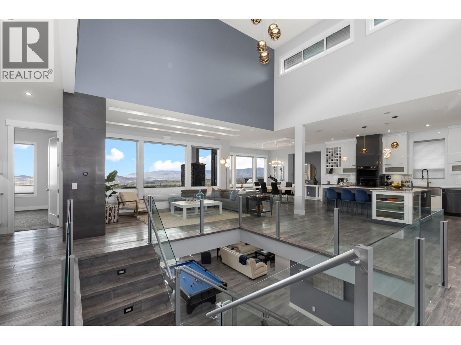 1088 Clarance Avenue, Kelowna, British Columbia  V1W 5M6 - Photo 4 - 10373843