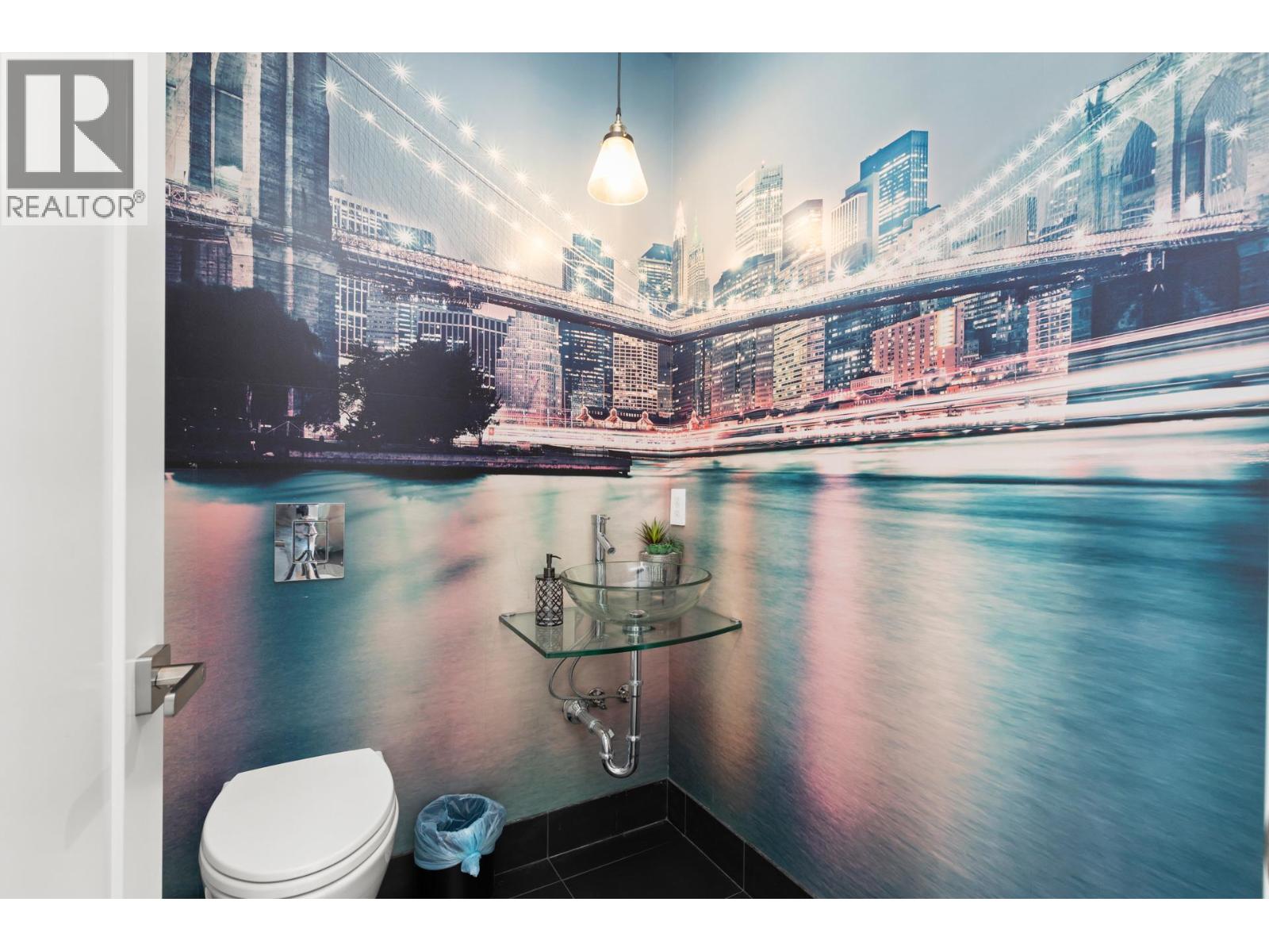 1088 Clarance Avenue, Kelowna, British Columbia  V1W 5M6 - Photo 27 - 10373843