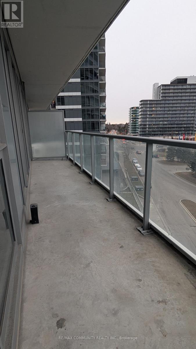 310 - 117 Mcmahon Drive, Toronto, Ontario  M2K 0E4 - Photo 5 - C12729986