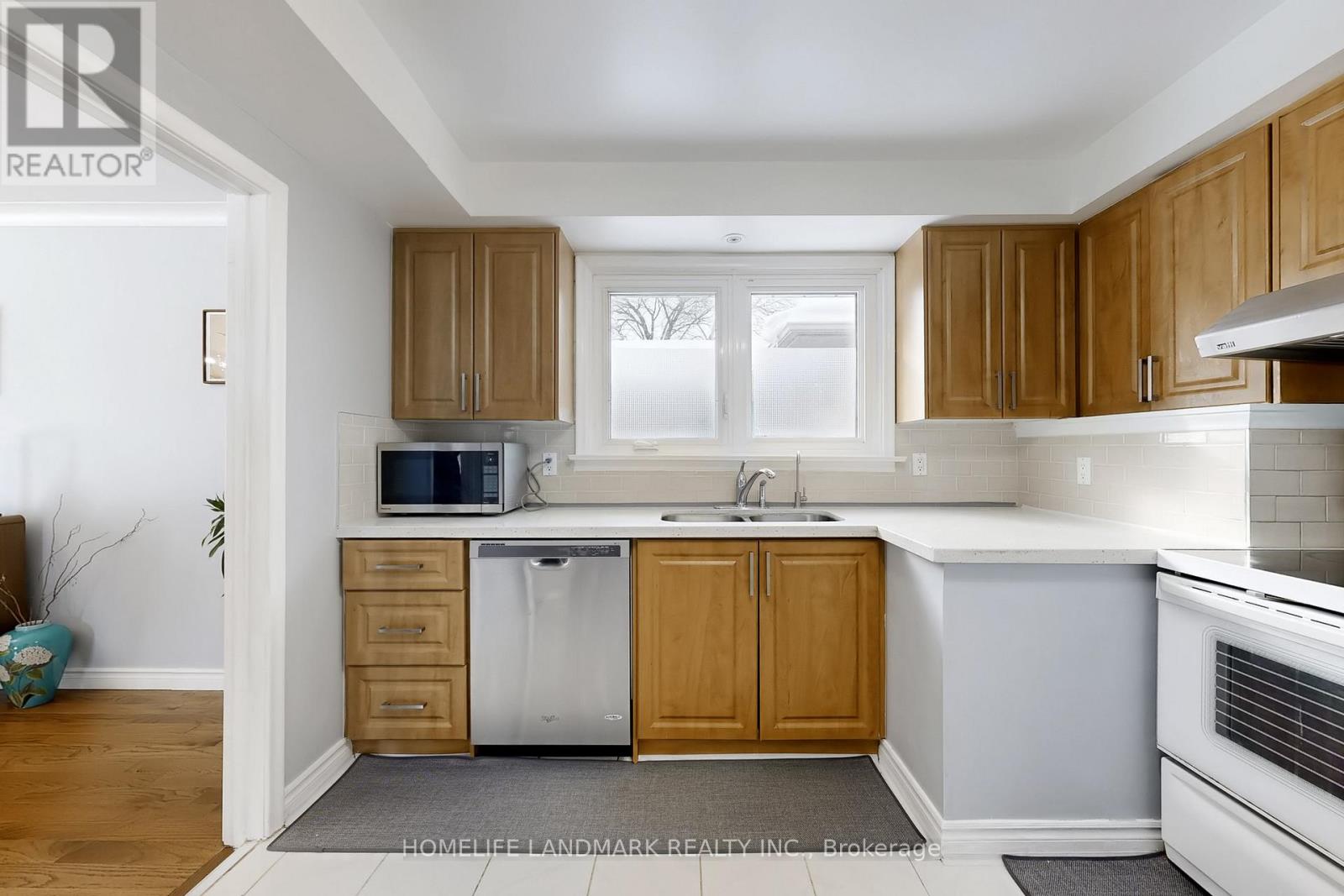 20 Howard Drive, Toronto, Ontario  M2K 1K5 - Photo 18 - C12730024