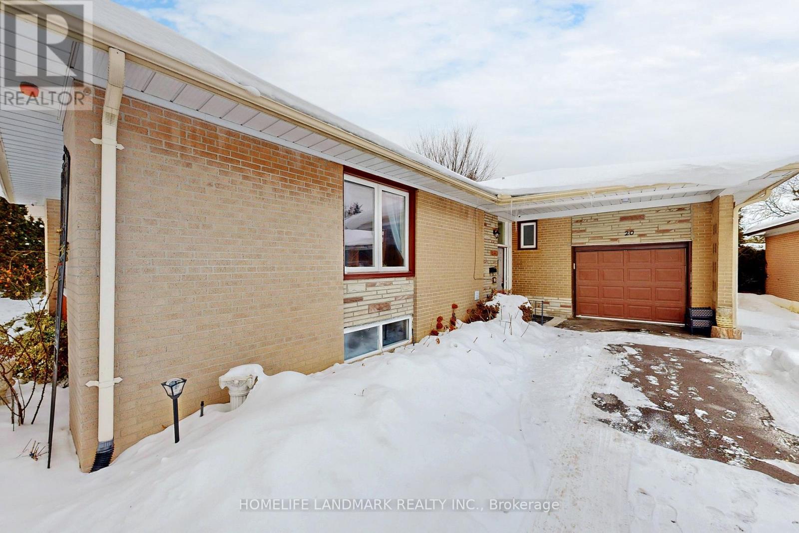 20 Howard Drive, Toronto, Ontario  M2K 1K5 - Photo 3 - C12730024