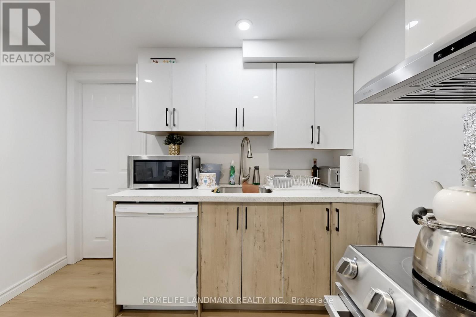 20 Howard Drive, Toronto, Ontario  M2K 1K5 - Photo 34 - C12730024