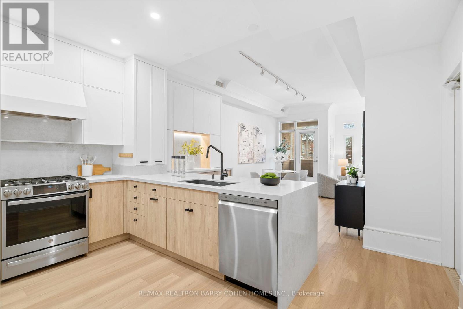 201 - 336 Davenport Road, Toronto, Ontario  M5R 1K6 - Photo 5 - C12730140