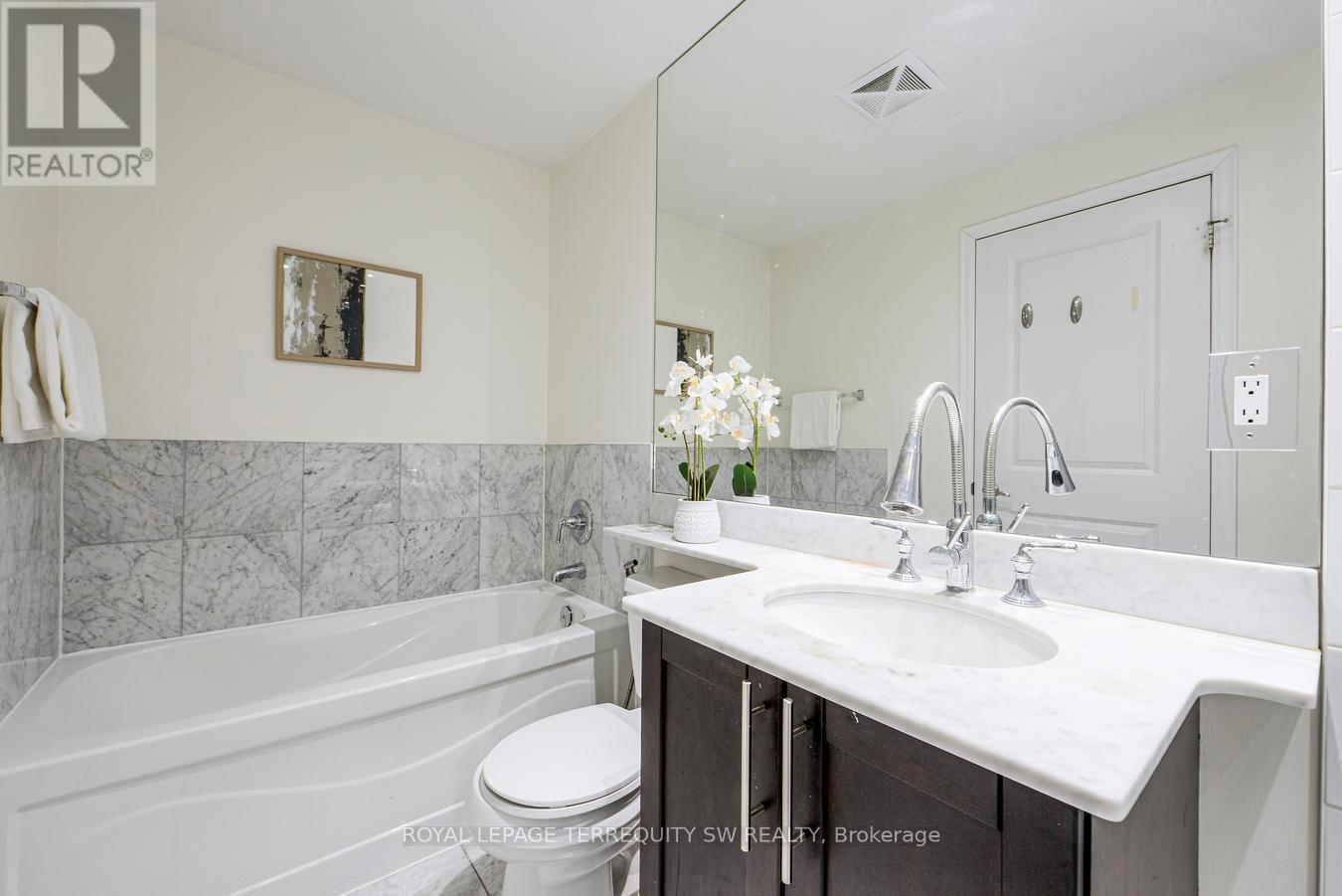 2707 - 628 Fleet Street, Toronto, Ontario  M5V 1A8 - Photo 23 - C12730146