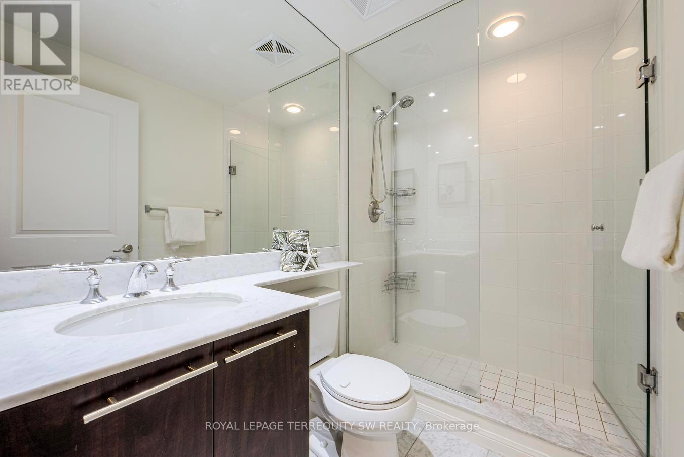 2707 - 628 Fleet Street, Toronto, Ontario  M5V 1A8 - Photo 32 - C12730146