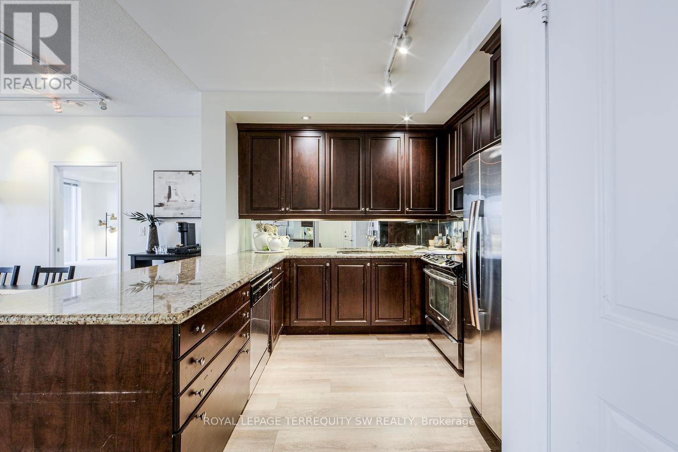 2707 - 628 Fleet Street, Toronto, Ontario  M5V 1A8 - Photo 7 - C12730146