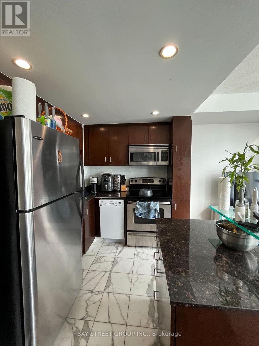 604 - 218 Queens Quay W, Toronto, Ontario  M5J 2Y6 - Photo 11 - C12730154