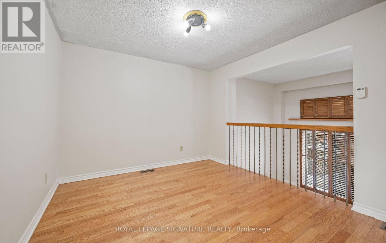 54 Carnival Court, Toronto, Ontario  M2R 3T8 - Photo 16 - C12730158