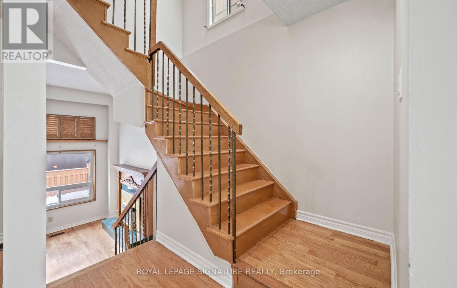 54 Carnival Court, Toronto, Ontario  M2R 3T8 - Photo 24 - C12730158