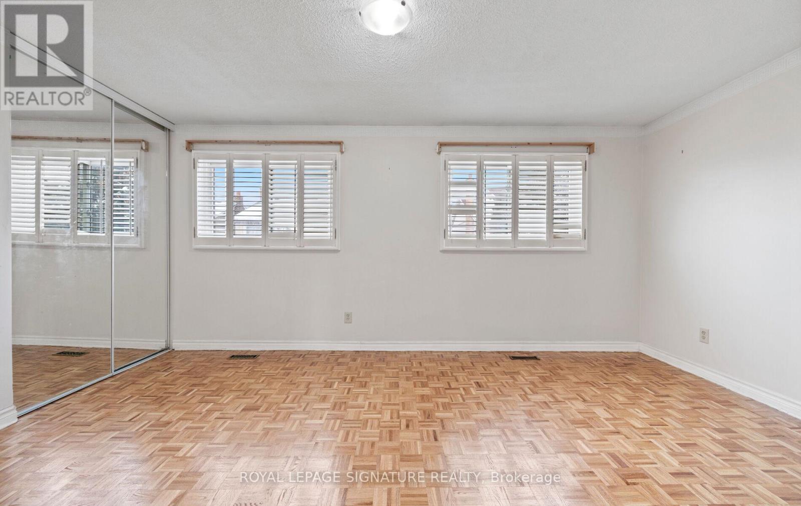 54 Carnival Court, Toronto, Ontario  M2R 3T8 - Photo 26 - C12730158