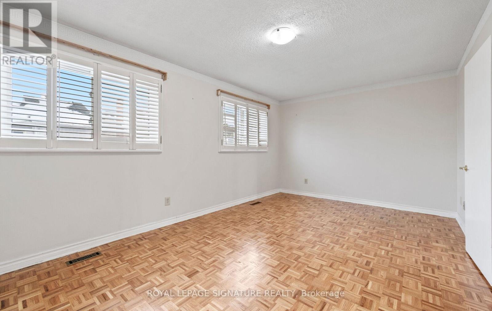 54 Carnival Court, Toronto, Ontario  M2R 3T8 - Photo 28 - C12730158