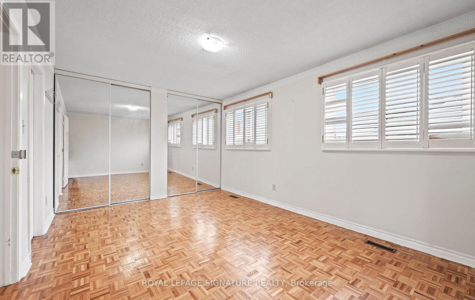 54 Carnival Court, Toronto, Ontario  M2R 3T8 - Photo 30 - C12730158