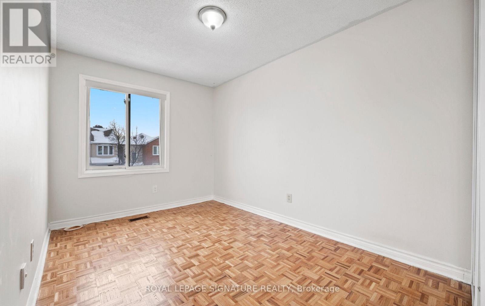 54 Carnival Court, Toronto, Ontario  M2R 3T8 - Photo 33 - C12730158