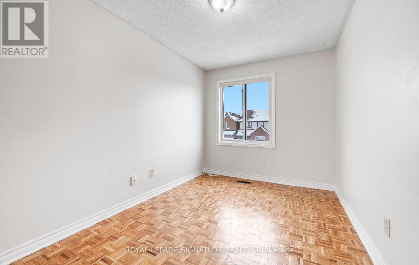 54 Carnival Court, Toronto, Ontario  M2R 3T8 - Photo 35 - C12730158