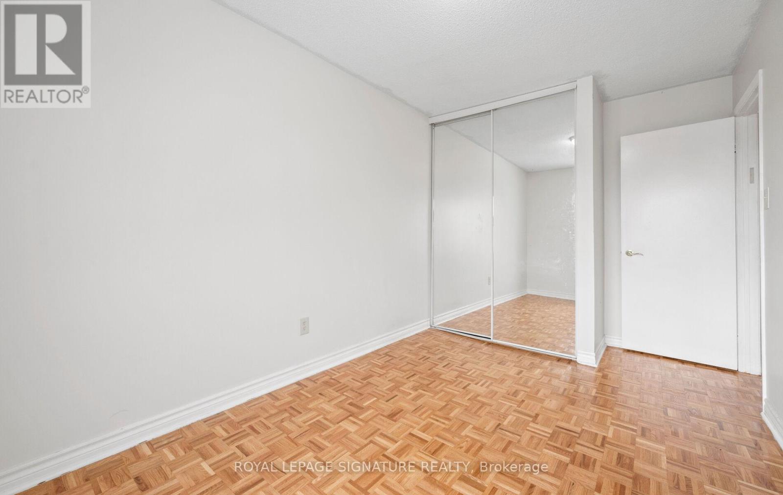 54 Carnival Court, Toronto, Ontario  M2R 3T8 - Photo 38 - C12730158