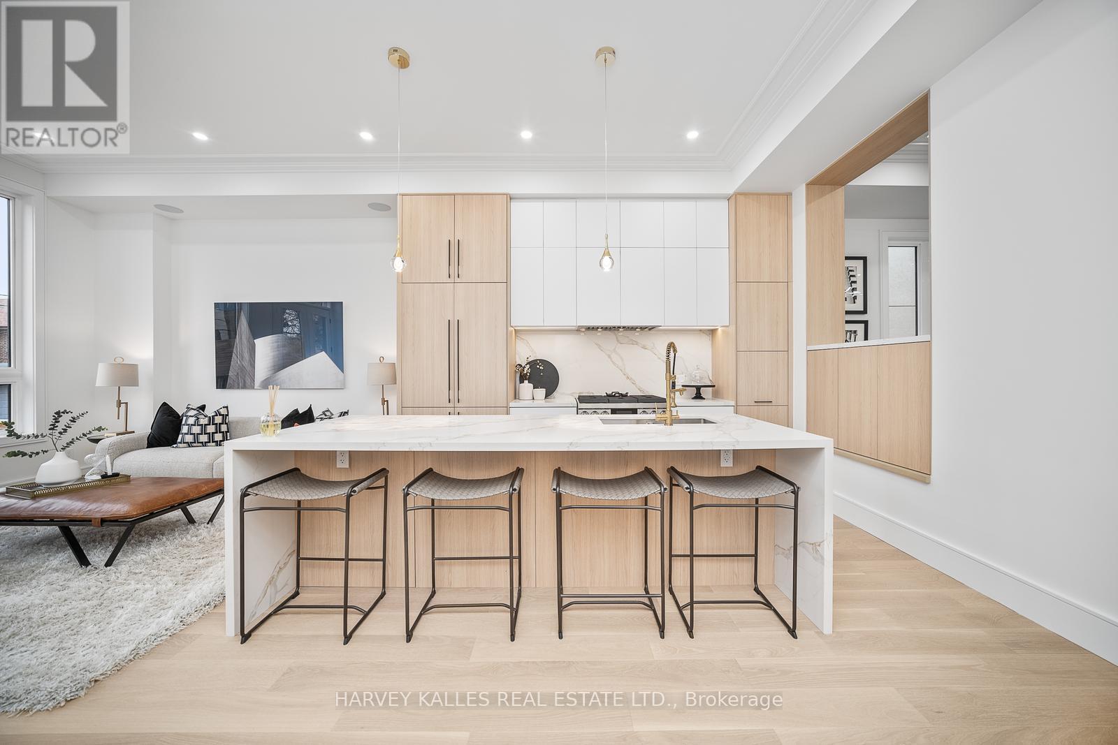 67 Lesmount Avenue, Toronto, Ontario  M4J 3V7 - Photo 10 - E12729976