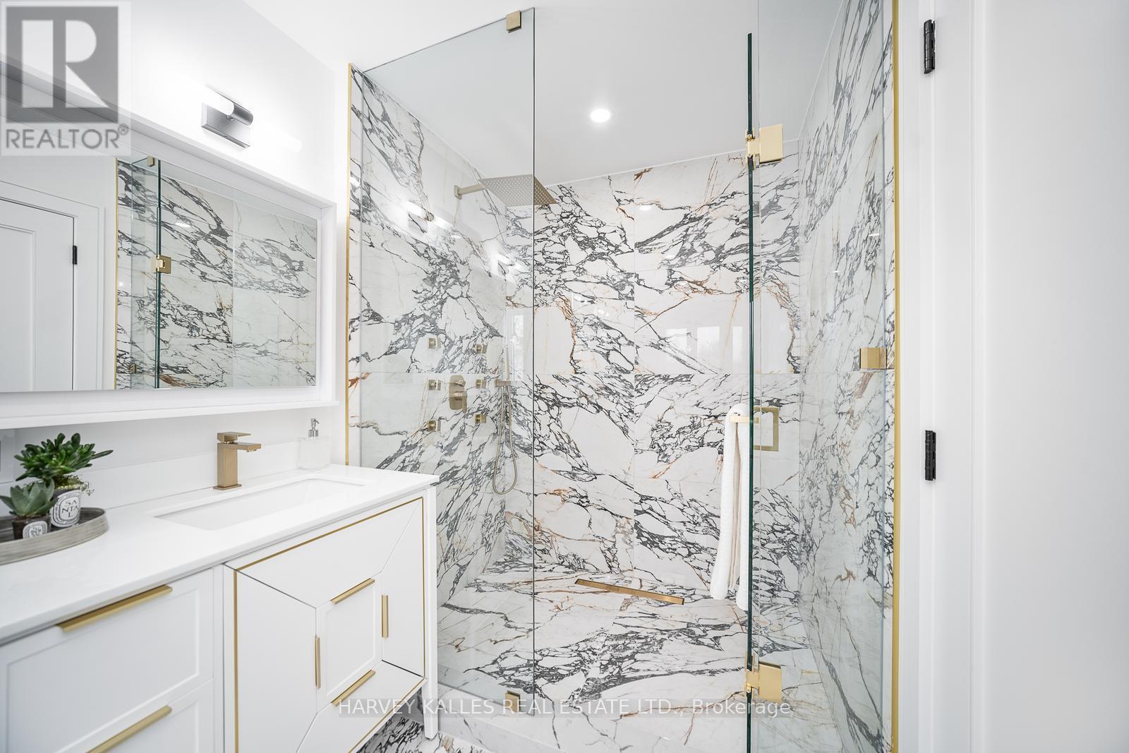 67 Lesmount Avenue, Toronto, Ontario  M4J 3V7 - Photo 21 - E12729976