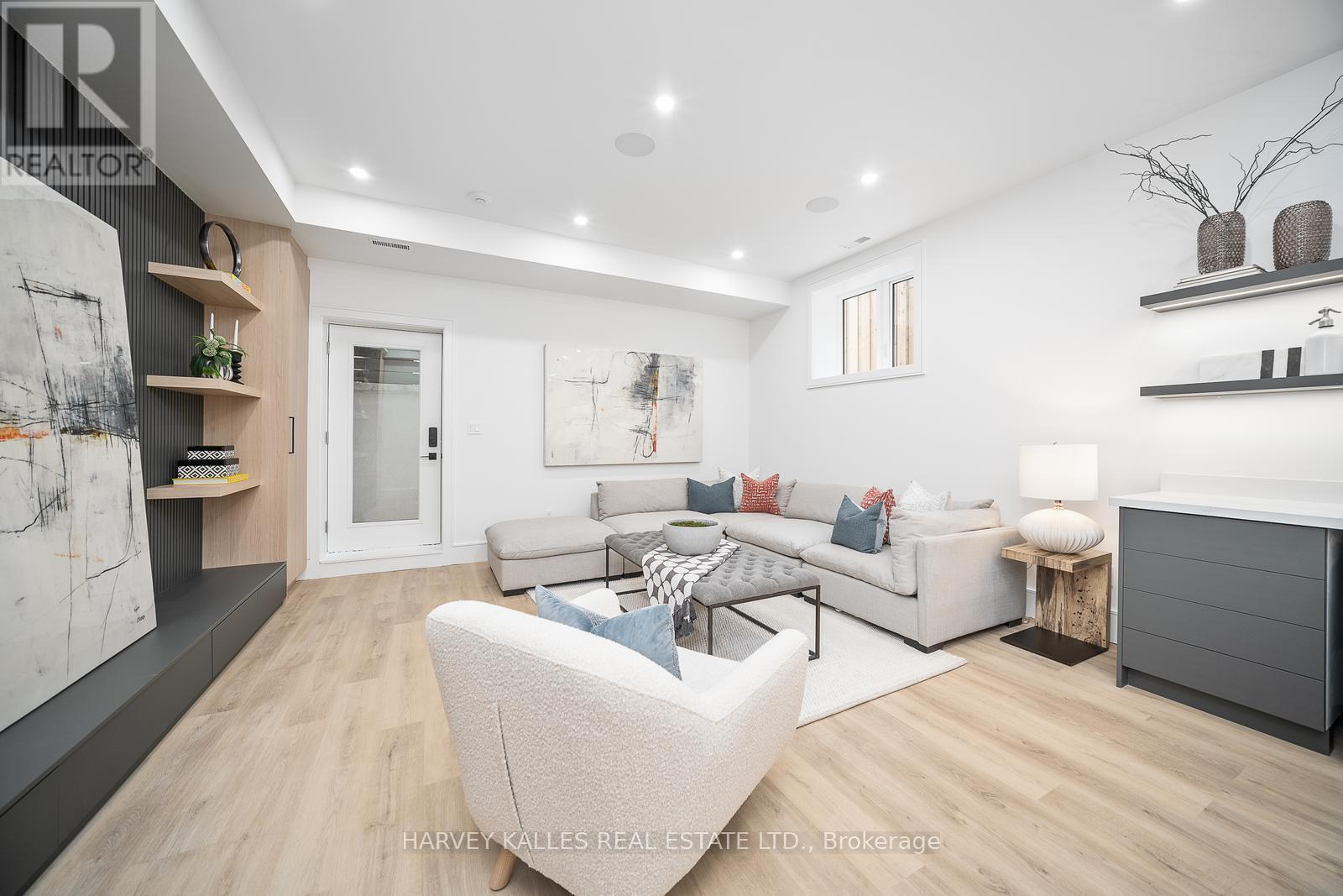 67 Lesmount Avenue, Toronto, Ontario  M4J 3V7 - Photo 35 - E12729976