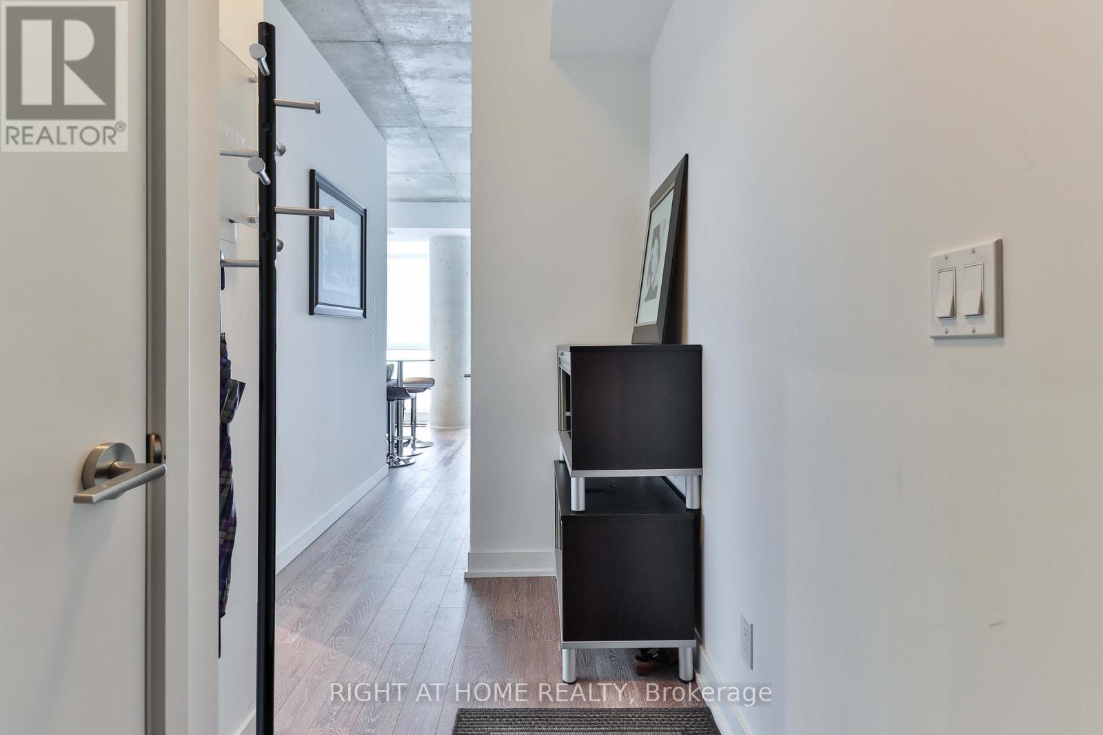 906 - 1190 Dundas Street E, Toronto, Ontario  M4M 0C5 - Photo 11 - E12729978