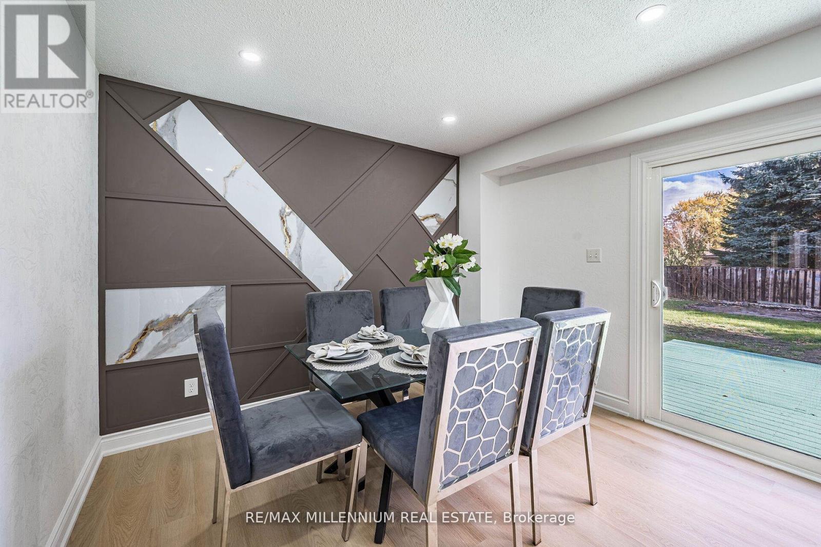 985 Central Park Boulevard N, Oshawa, Ontario  L1G 7A7 - Photo 12 - E12729992