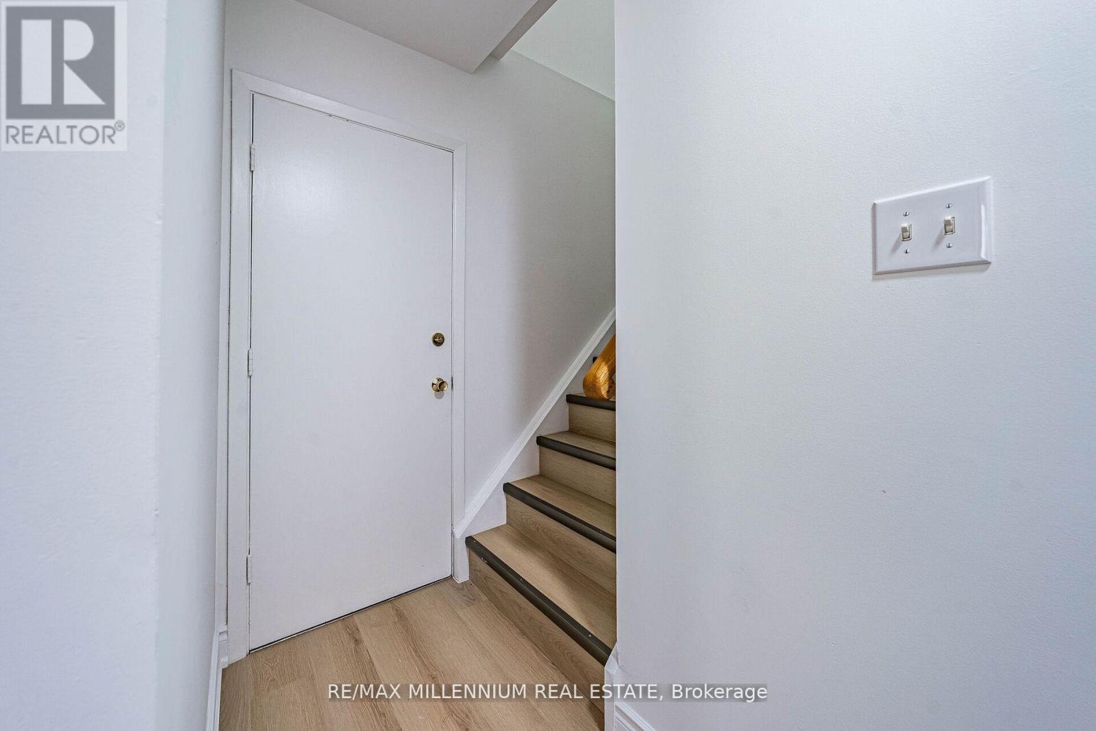 985 Central Park Boulevard N, Oshawa, Ontario  L1G 7A7 - Photo 19 - E12729992