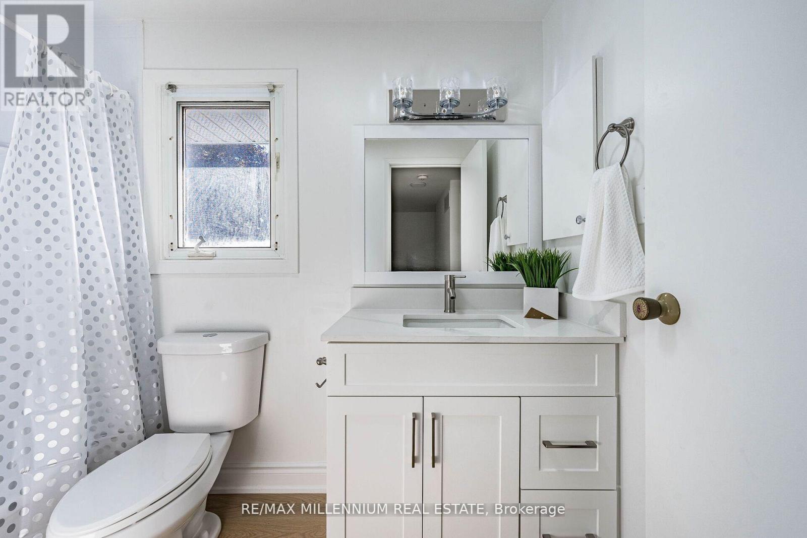 985 Central Park Boulevard N, Oshawa, Ontario  L1G 7A7 - Photo 23 - E12729992