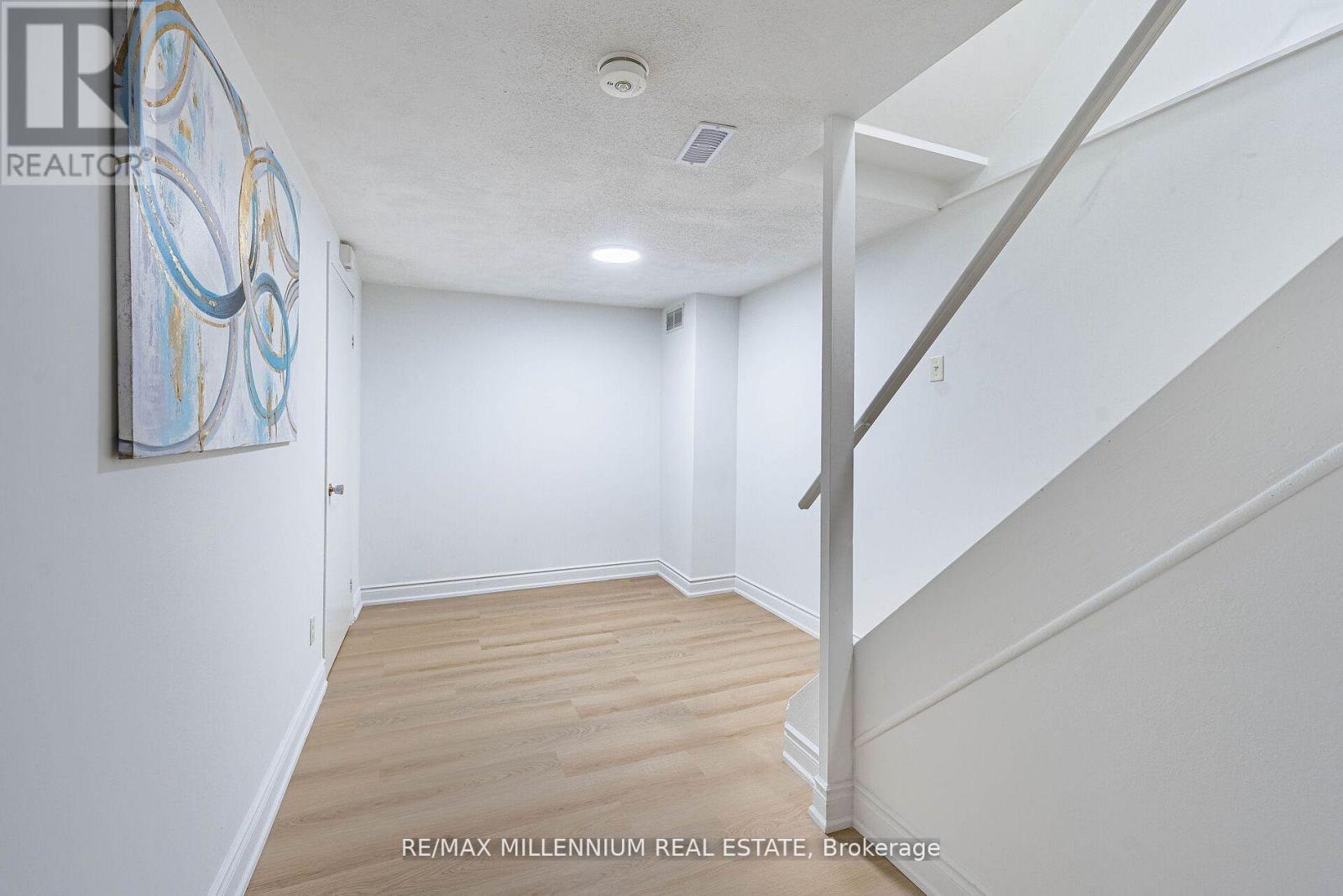 985 Central Park Boulevard N, Oshawa, Ontario  L1G 7A7 - Photo 38 - E12729992