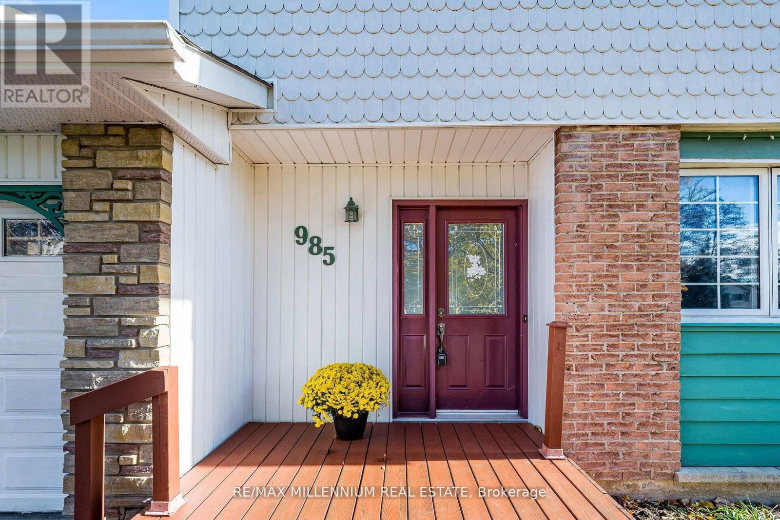 985 Central Park Boulevard N, Oshawa, Ontario  L1G 7A7 - Photo 4 - E12729992