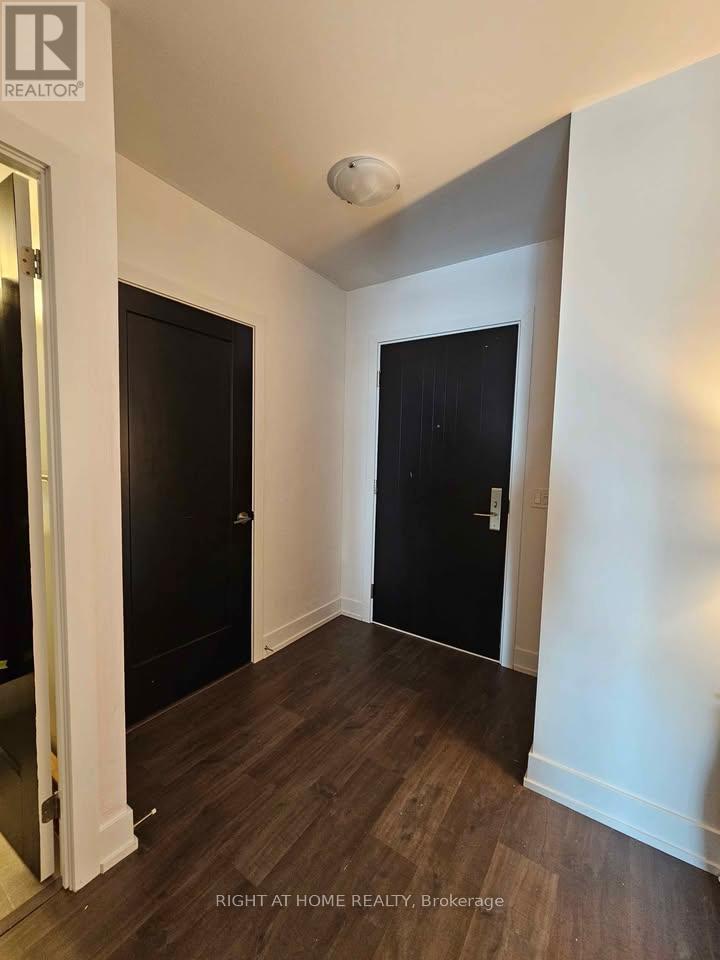 1713 - 2550 Simcoe Street N, Oshawa, Ontario  L1L 0R5 - Photo 3 - E12730000